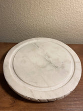 Load image into Gallery viewer, Small Marble Cheese Dome with Glass Cover
